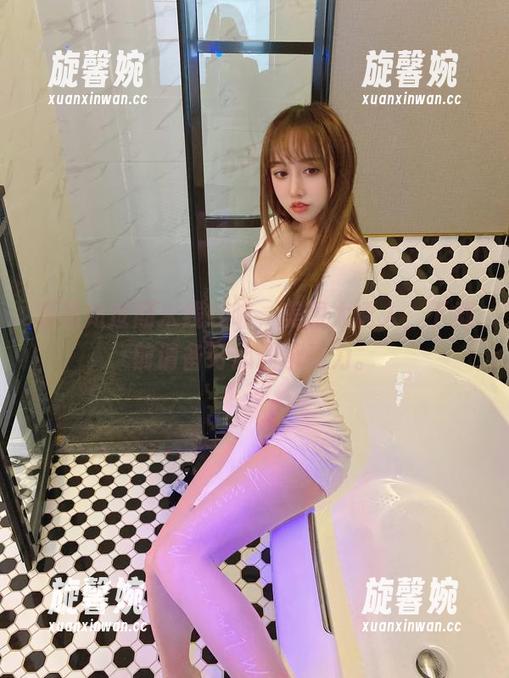 过期米线线喵 温柔如过期米线线喵,美图太诱人,下载前请备好心理承受力。
