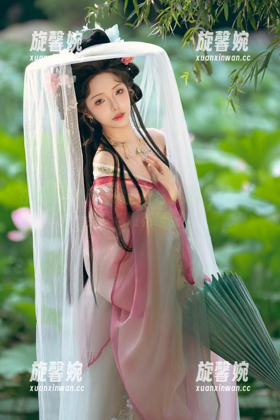 在雯妹不讲道理的蓝粉色沙龙里，资源多到让你眼花缭乱！