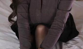 纯白写真，韶陌陌教你如何灵巧变身一个清新脱俗的元气少女，不用花钱买白衬衫！